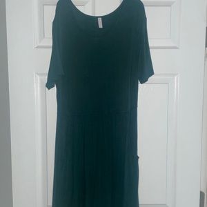 PRICE DROP!!!!  Dark green dress with pockets